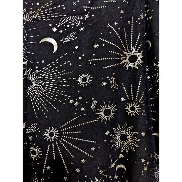 No Boundaries Juniors XXL Flare Pants Celestial Black Silver Foil Print Pull On - Picture 3 of 6